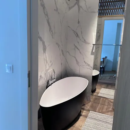 Апартаменты ,wifi ,one Bedroom, Centr *